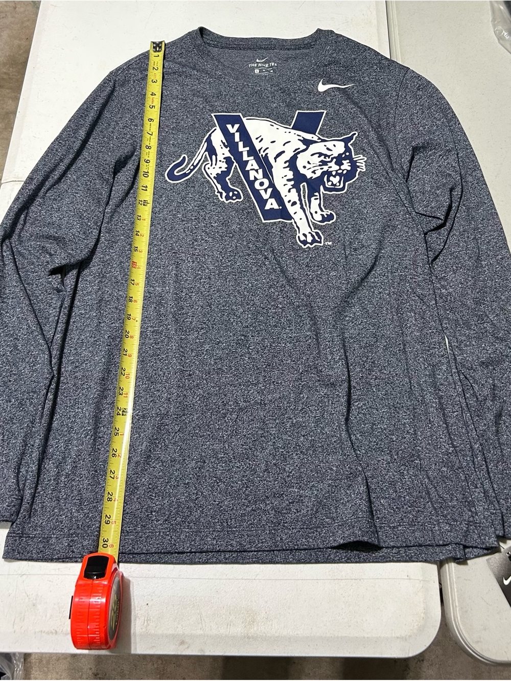 NWT Nike Villanova Wildcats Mens Navy Long Sleeve Tee Retro Logo Size XL